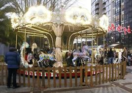 Atracciones en el merado navideño de Begoña.