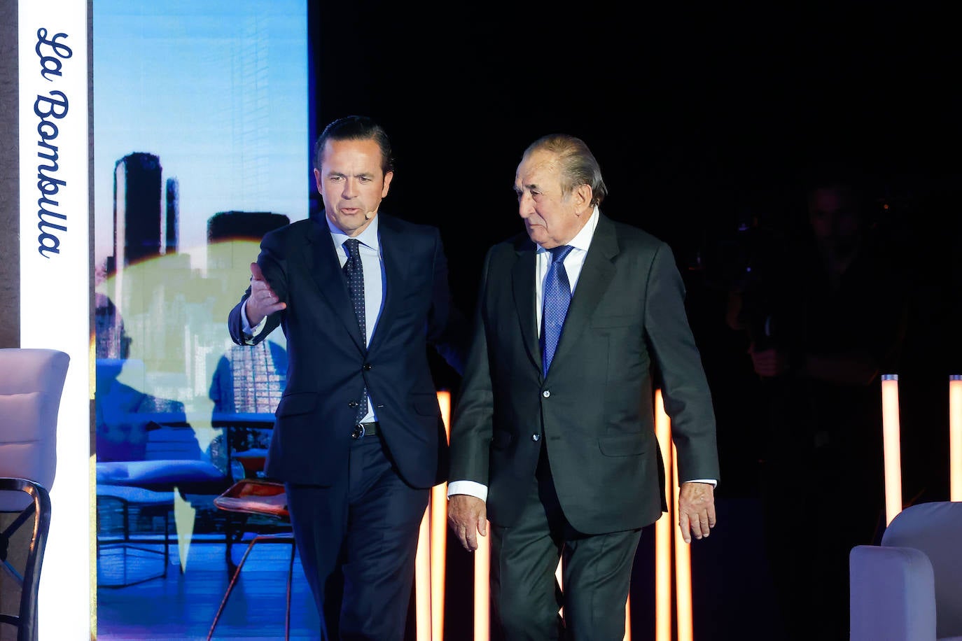 Fade distingue a representantes del mundo empresarial asturiano