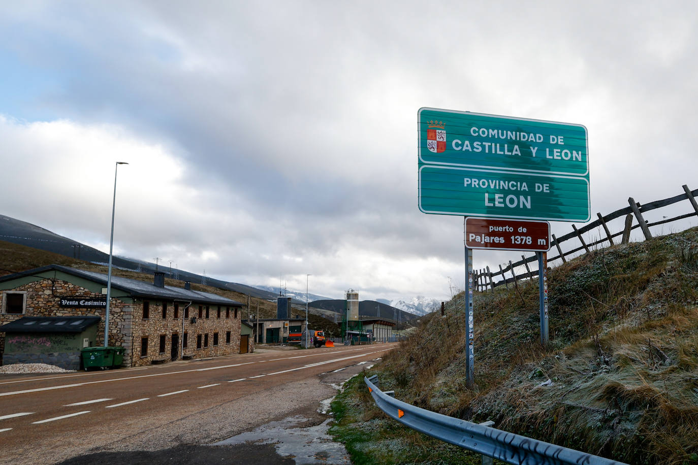 Valgrande abre la telecabina a la espera de más nieve