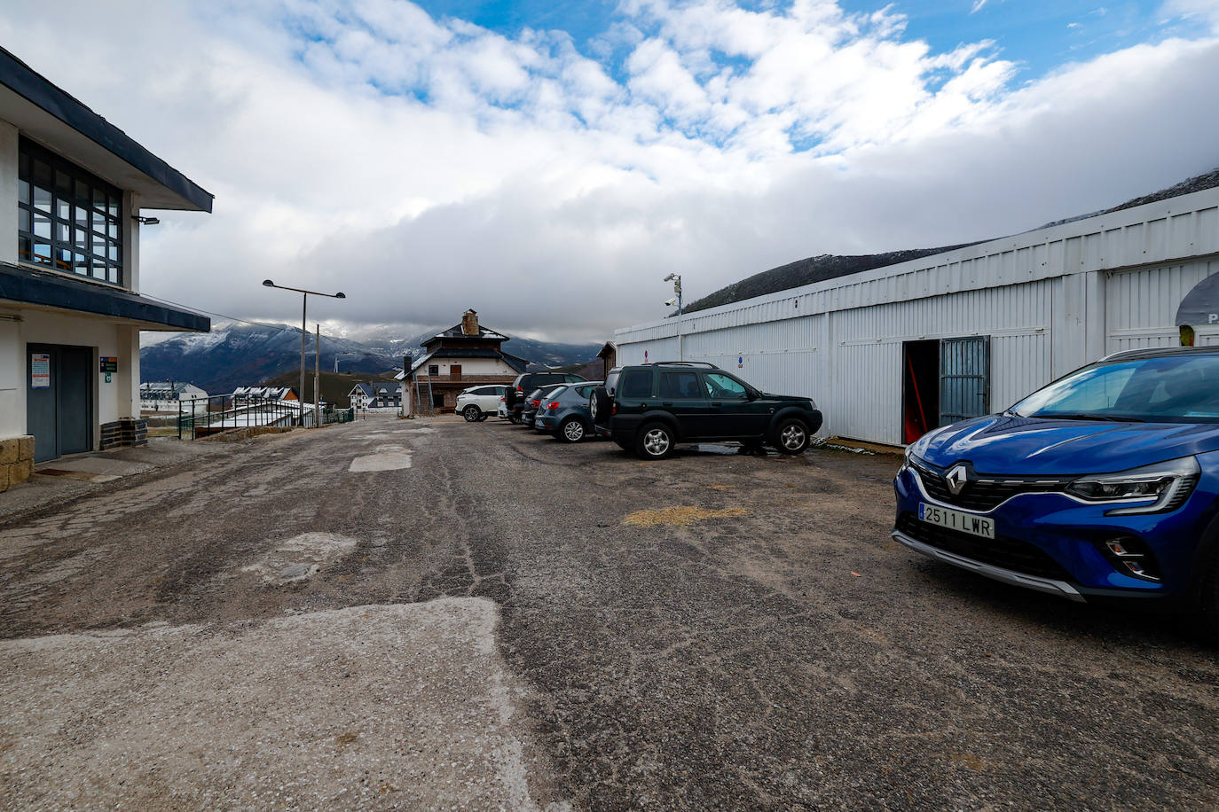 Valgrande abre la telecabina a la espera de más nieve