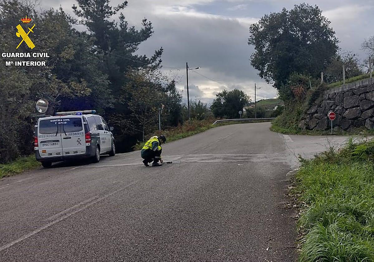 Investigan por homicidio imprudente a un conductor de Carreño tras un accidente en el que falleció una mujer