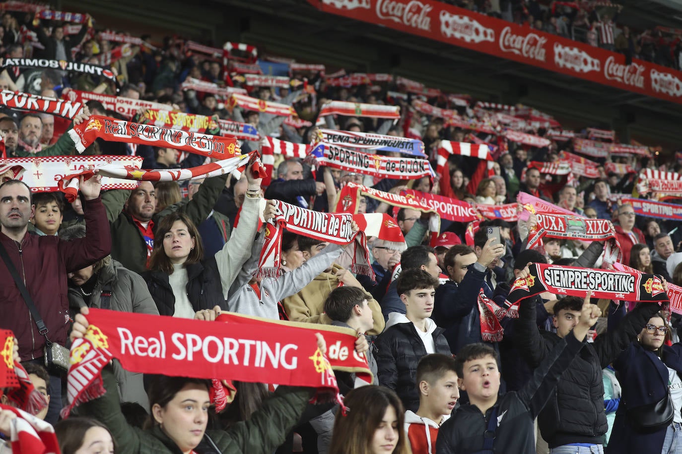 ¿Estuviste en el Sporting - Levante? ¡Búscate!