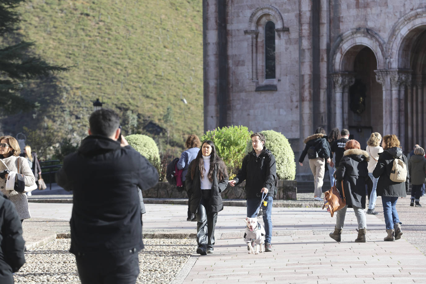 Asturias, abarrotada por el puente