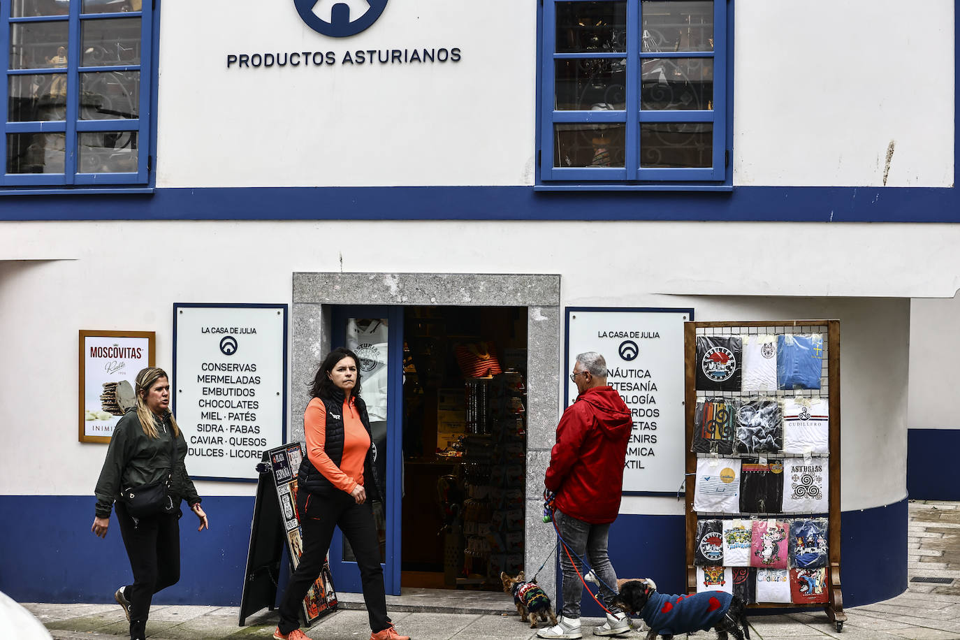 Asturias, abarrotada por el puente