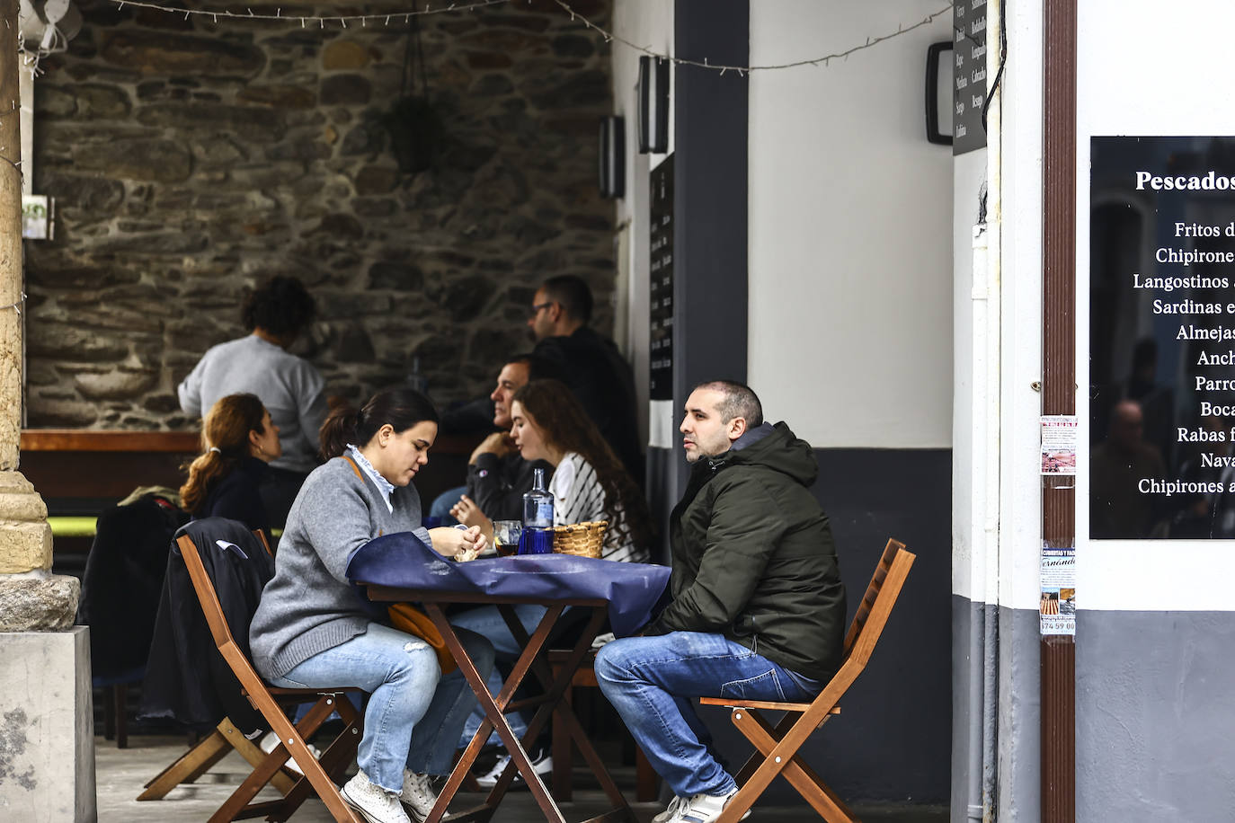 Asturias, abarrotada por el puente