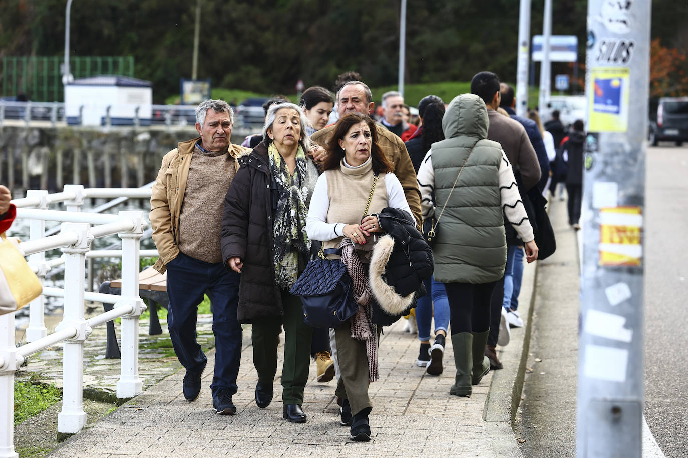 Asturias, abarrotada por el puente