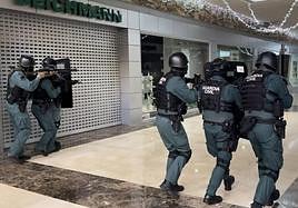Así actúa la Guardia Civil ante un posible atentado terrorista en un centro comercial en Asturias