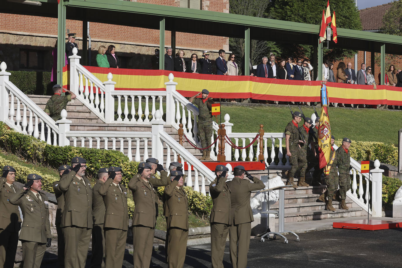 El coronel Jesús Martínez Victoria toma el mando del Regimiento de Infantería &#039;Príncipe 3&#039;