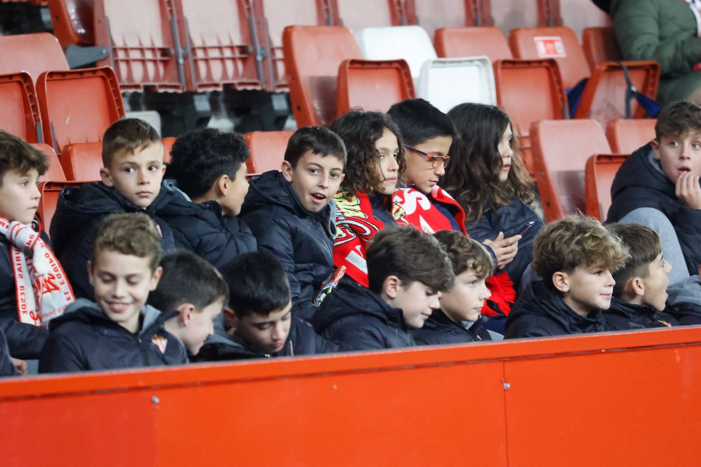 ¿Estuviste viendo el Sporting - Leganés? ¡Búscate en las fotos de El Molinón!