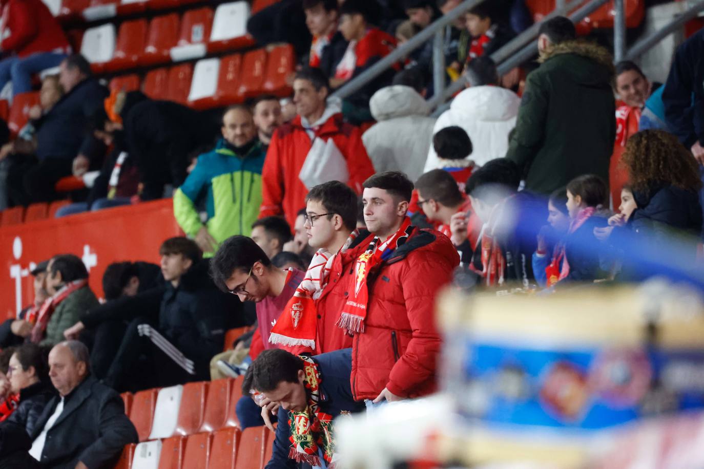 ¿Estuviste viendo el Sporting - Leganés? ¡Búscate en las fotos de El Molinón!