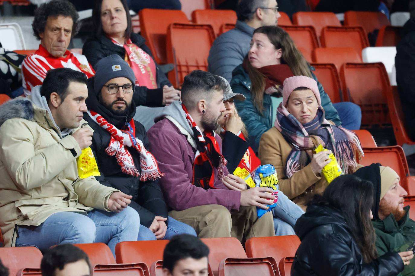 ¿Estuviste viendo el Sporting - Leganés? ¡Búscate en las fotos de El Molinón!