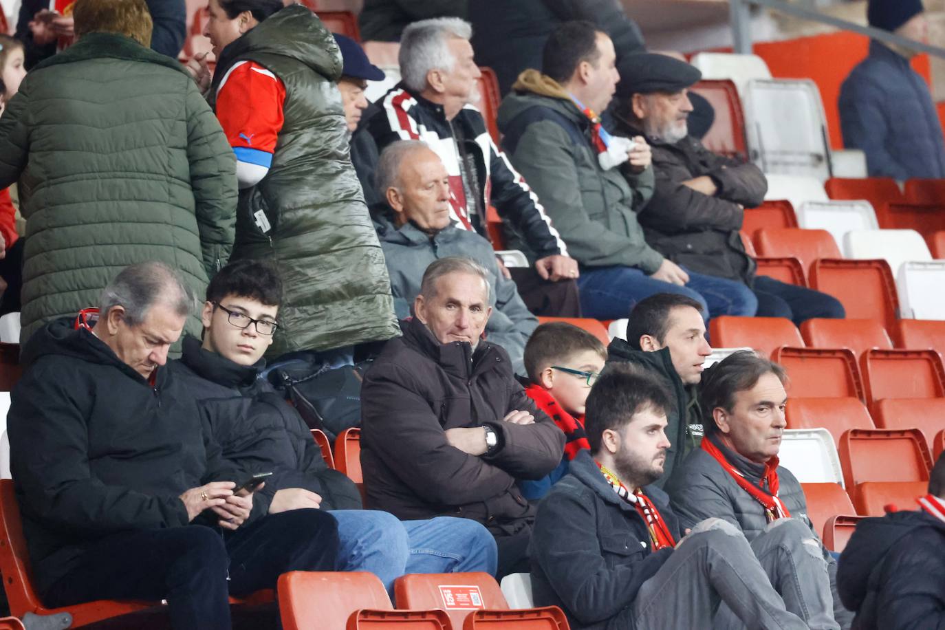 ¿Estuviste viendo el Sporting - Leganés? ¡Búscate en las fotos de El Molinón!