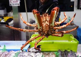 Marisco en el Mercado de El Fontán de Oviedo este jueves.