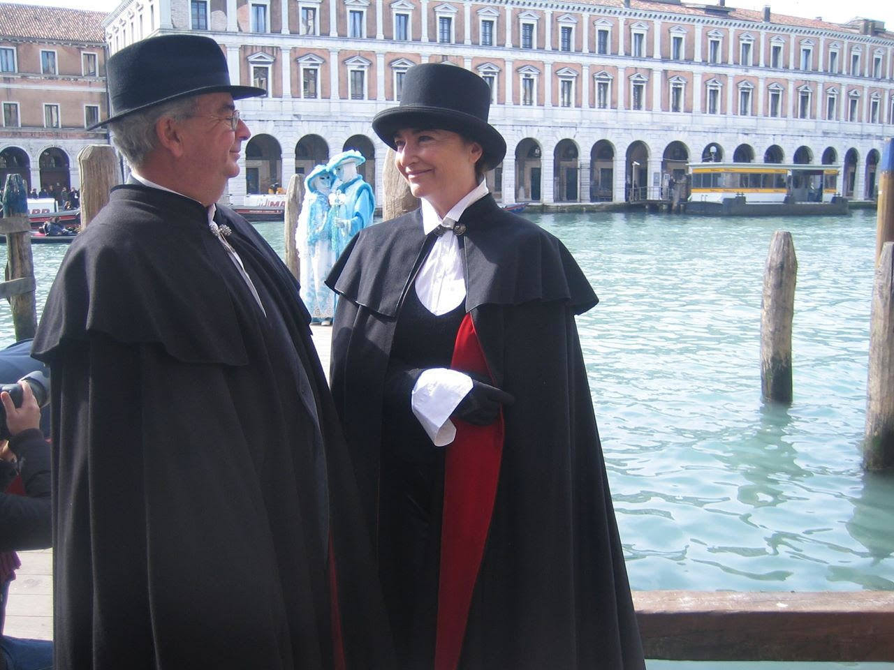 En Venecia con su mujer, Marta de Nicolás.