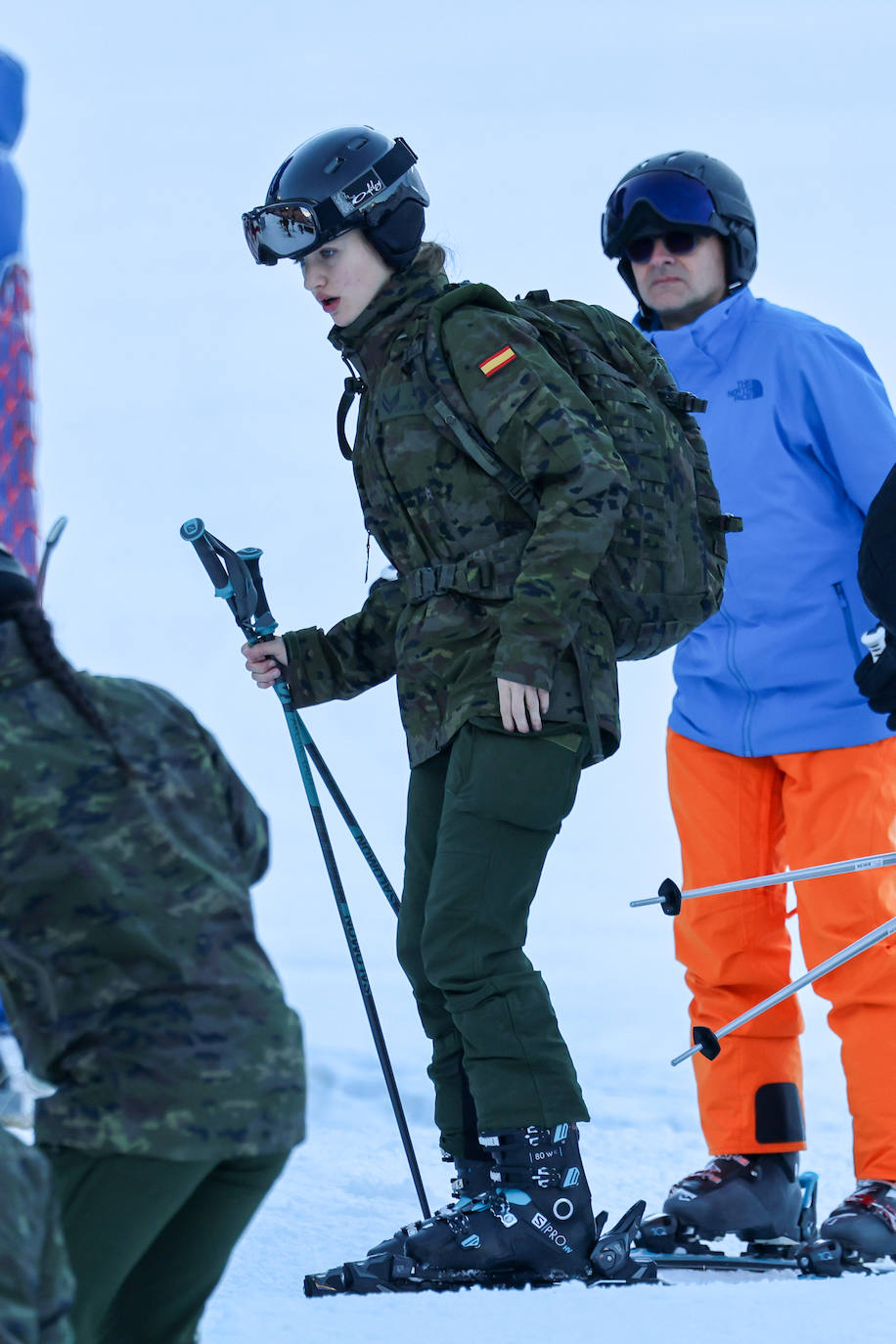 La Princesa de Asturias, maniobras en la nieve en el Pirineo aragonés