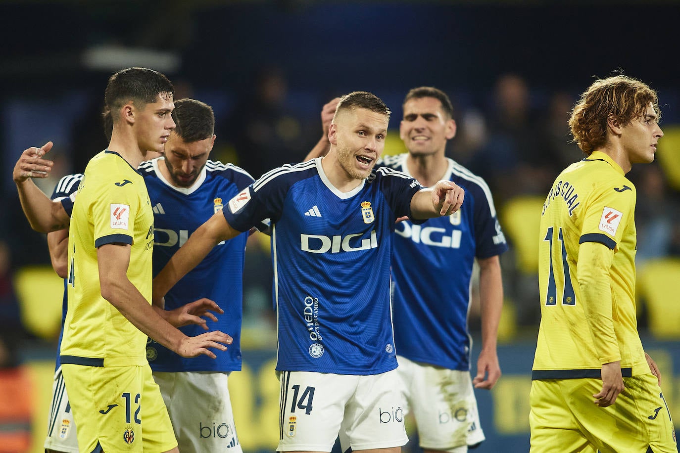 Las mejores imágenes del Villarreal B - Real Oviedo