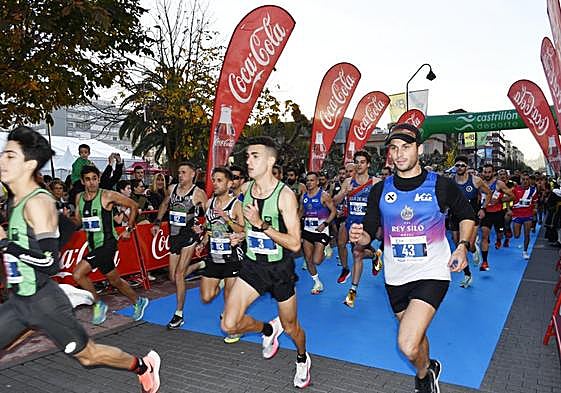 David Alfonso, en el centro, es el gran favorito a la victoria en Piedras Blancas.