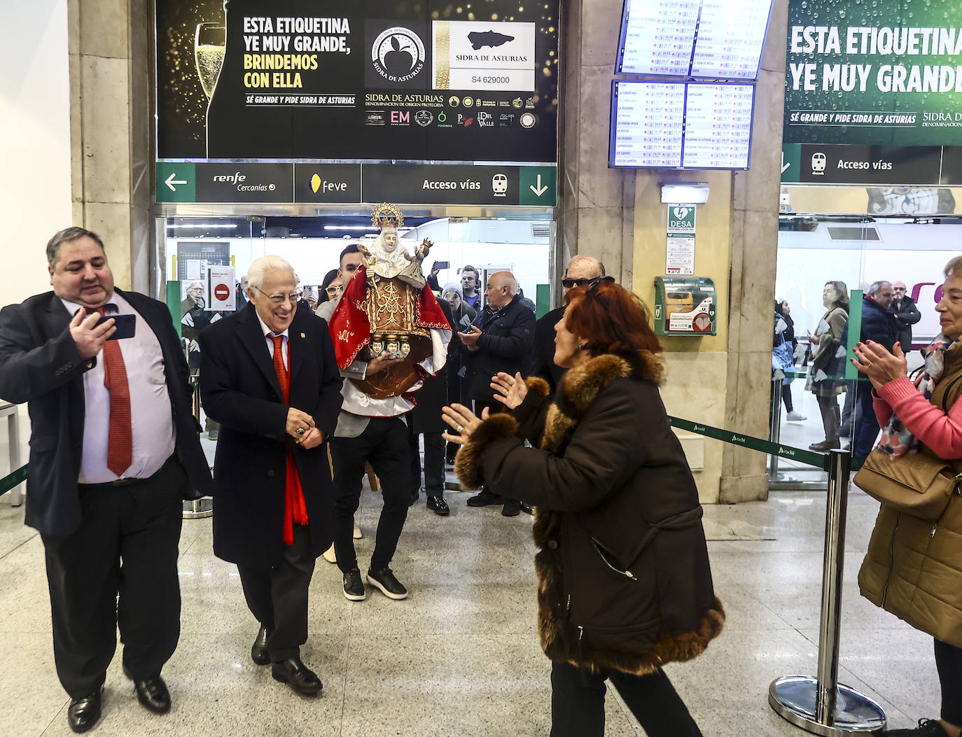 El viaje de la Santina en tren el día de Navidad