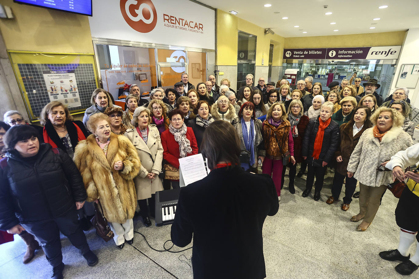 El viaje de la Santina en tren el día de Navidad