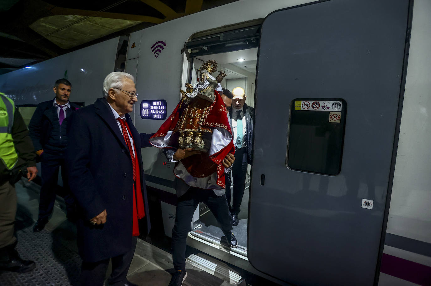 El viaje de la Santina en tren el día de Navidad