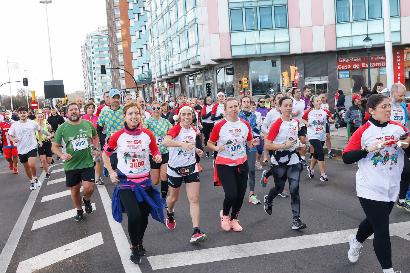 ¿Corriste la San Silvestre de Gijón? ¡Búscate en las fotos!