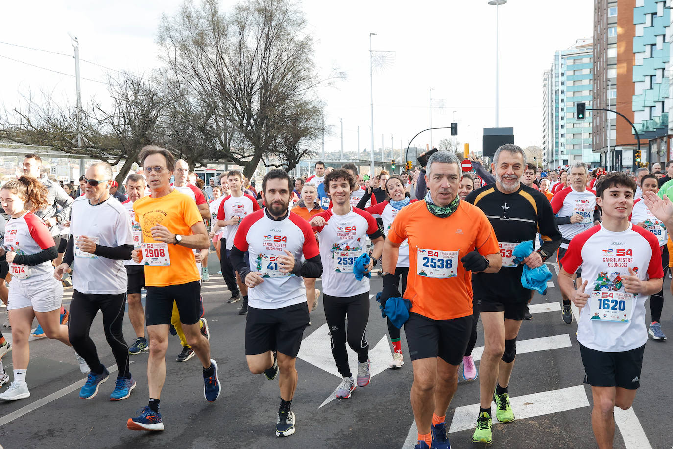 ¿Corriste la San Silvestre de Gijón? ¡Búscate en las fotos!