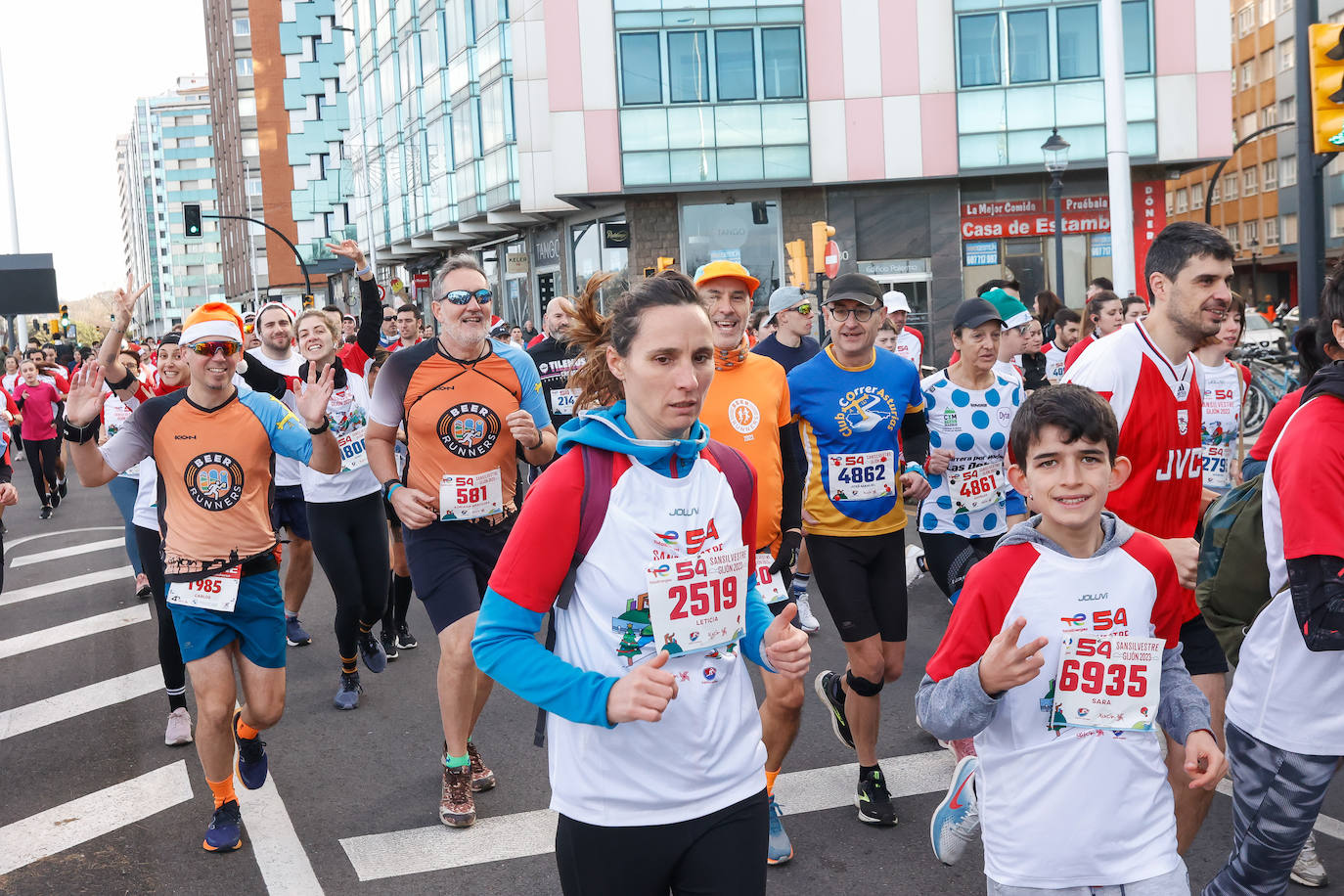 ¿Corriste la San Silvestre de Gijón? ¡Búscate en las fotos!