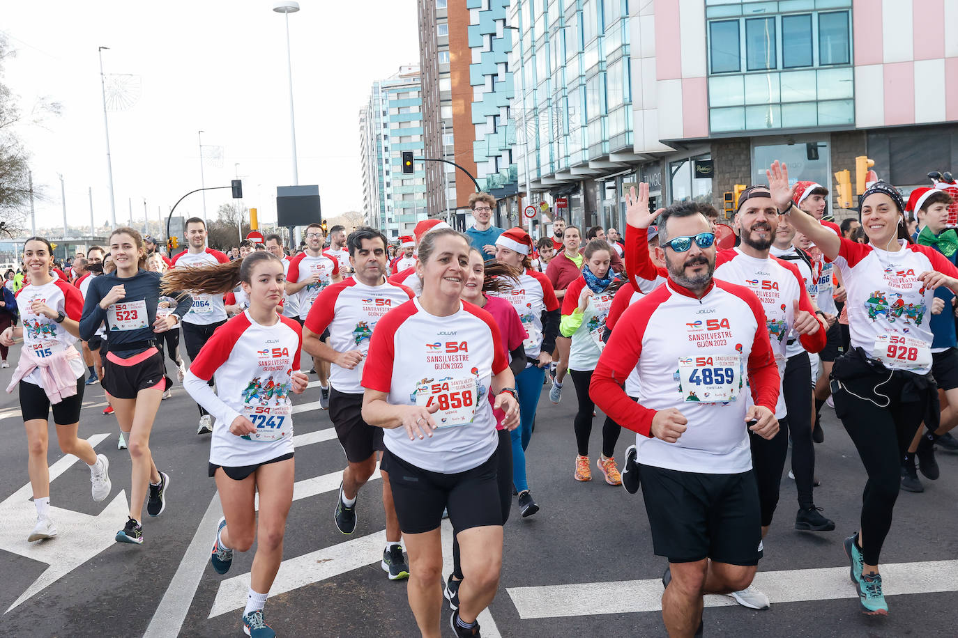 ¿Corriste la San Silvestre de Gijón? ¡Búscate en las fotos!