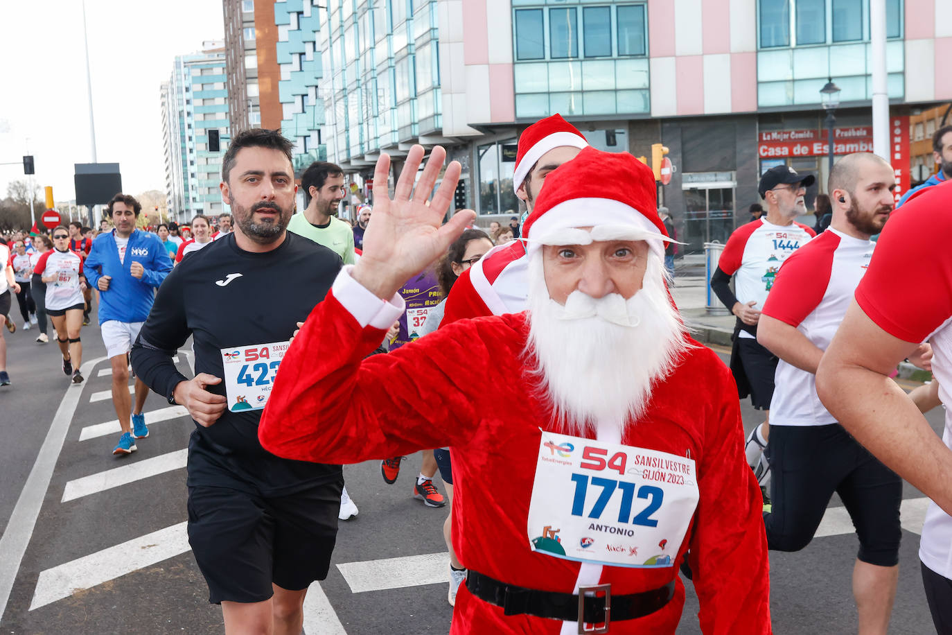 ¿Corriste la San Silvestre de Gijón? ¡Búscate en las fotos!