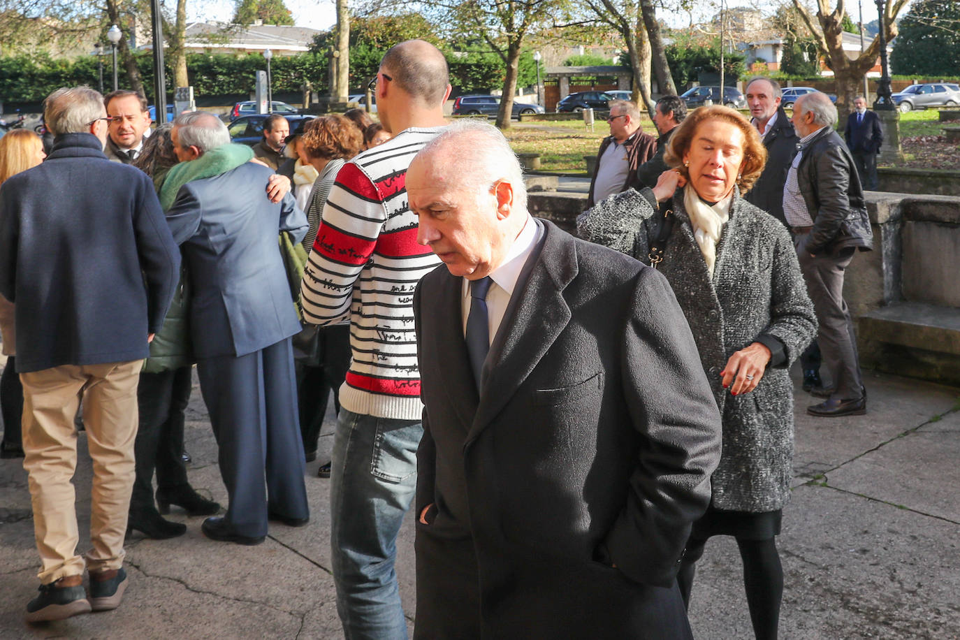 Fotos: Emocionada despedida en Gijón al empresario Romualdo Alvargonzález