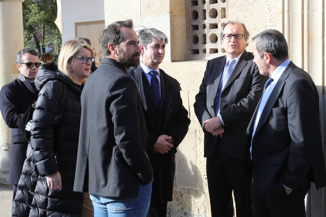 Fotos: Emocionada despedida en Gijón al empresario Romualdo Alvargonzález