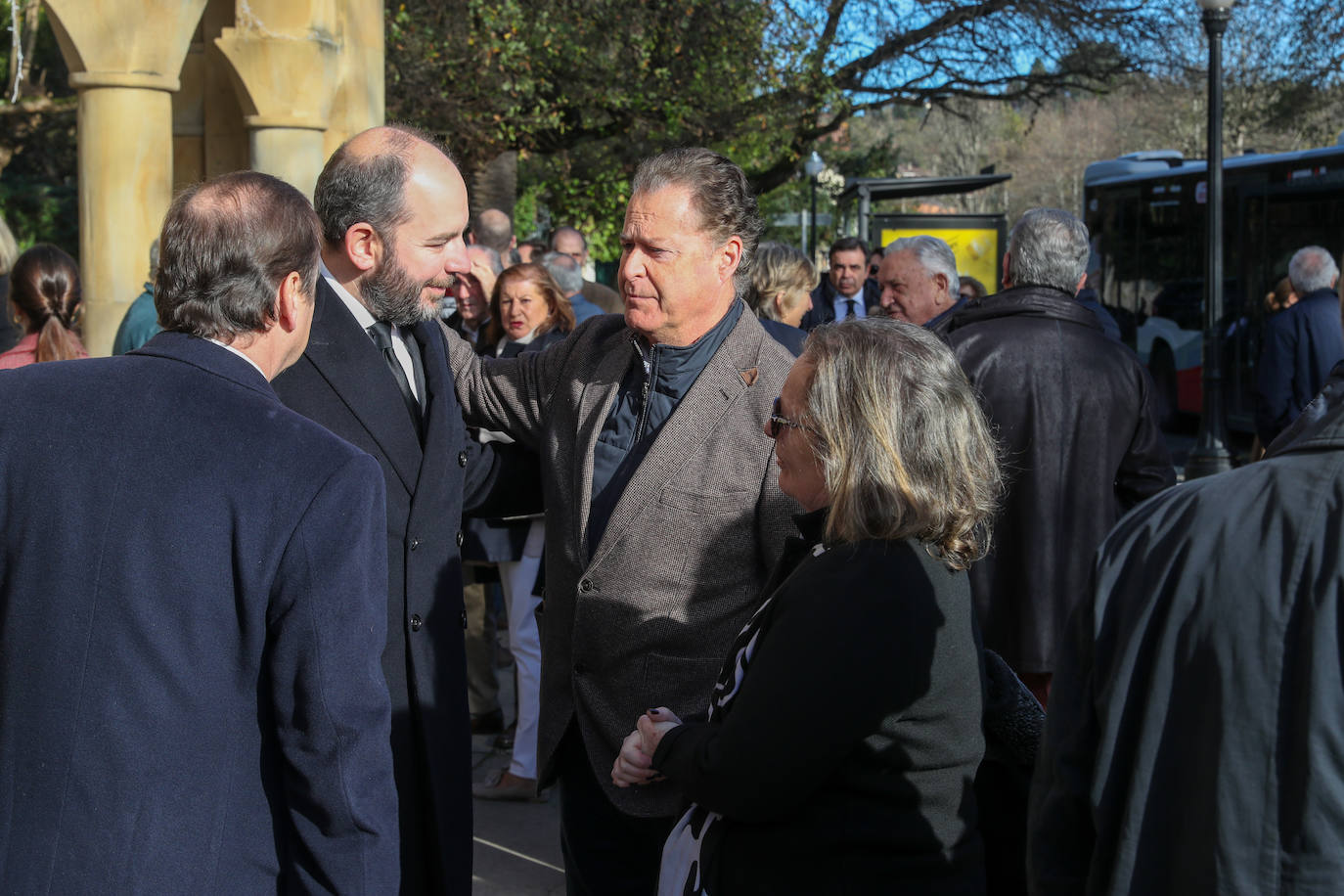 Fotos: Emocionada despedida en Gijón al empresario Romualdo Alvargonzález