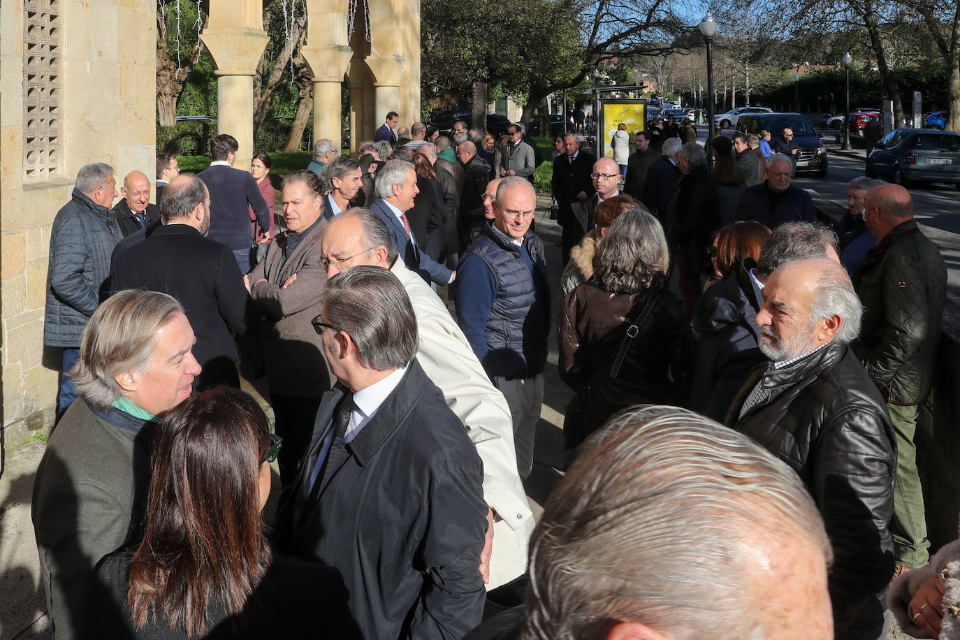 Fotos: Emocionada despedida en Gijón al empresario Romualdo Alvargonzález