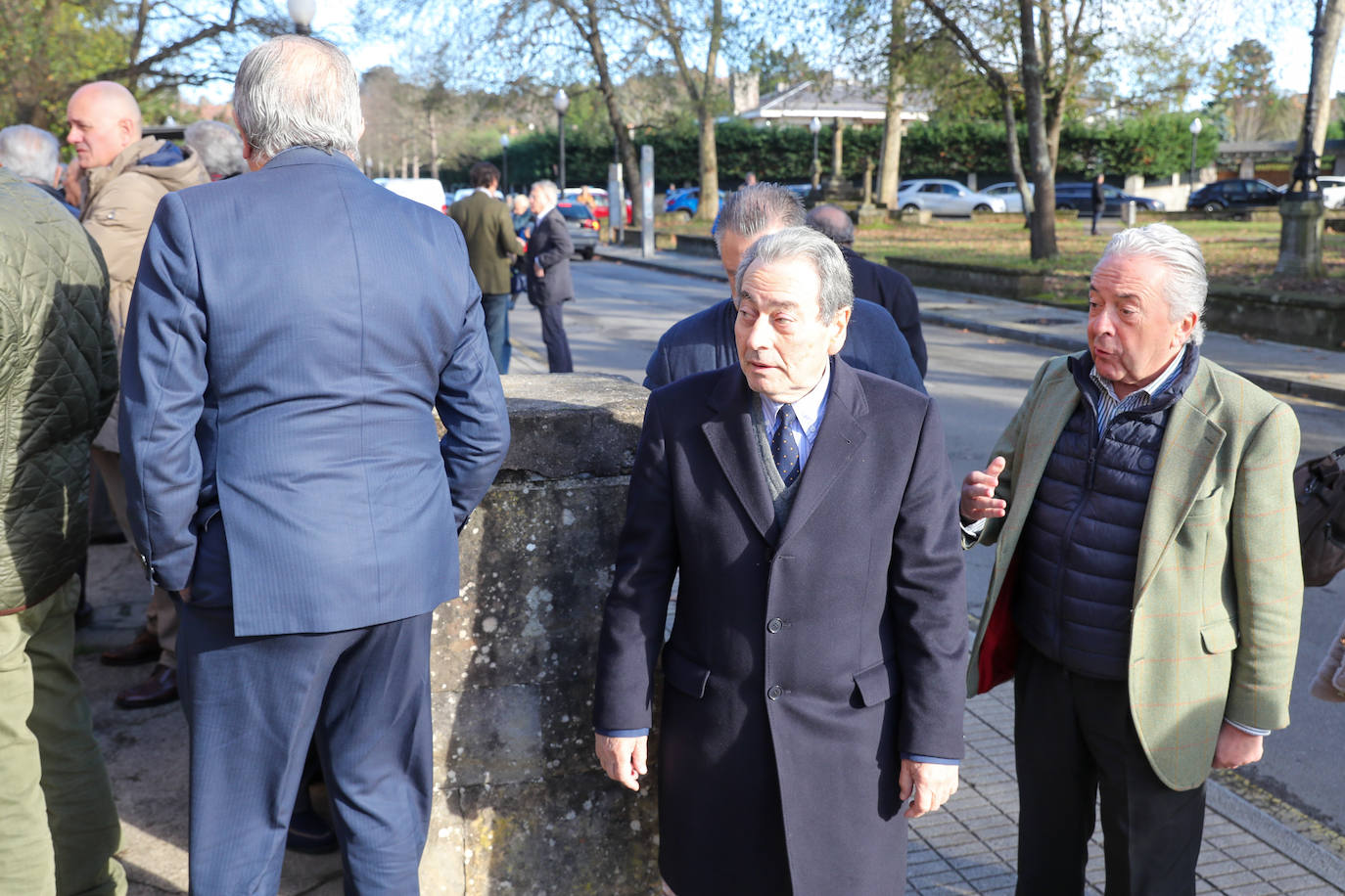 Fotos: Emocionada despedida en Gijón al empresario Romualdo Alvargonzález