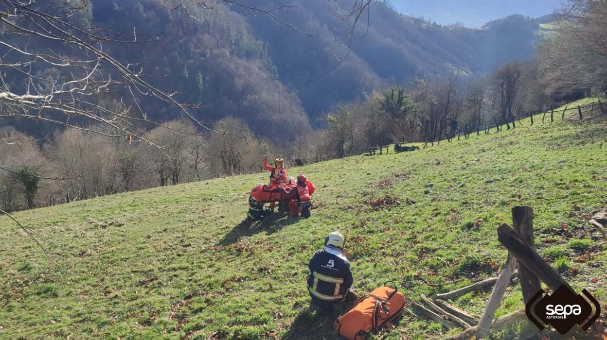 Un momento del operativo del rescate en La Sierra. 