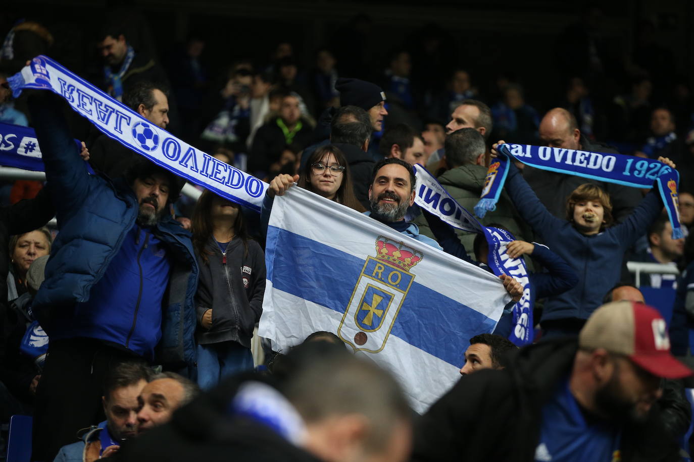 Fotos: ¿Estuviste en el Real Oviedo - Atlético de Madrid? ¡Búscate!