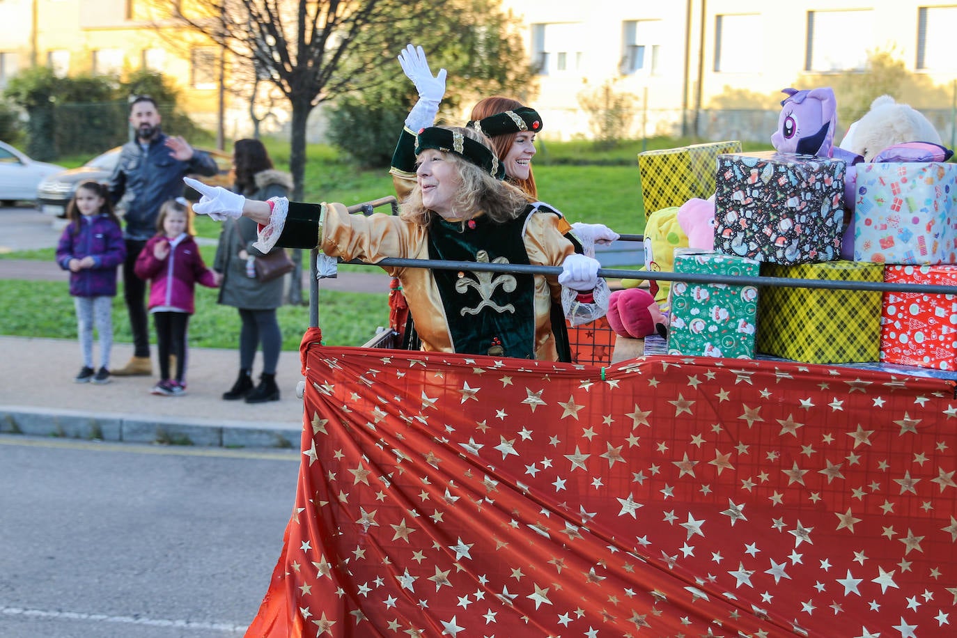 Fotos: Últimas peticiones a los Reyes Magos en El Coto, Ceares y Pescadores