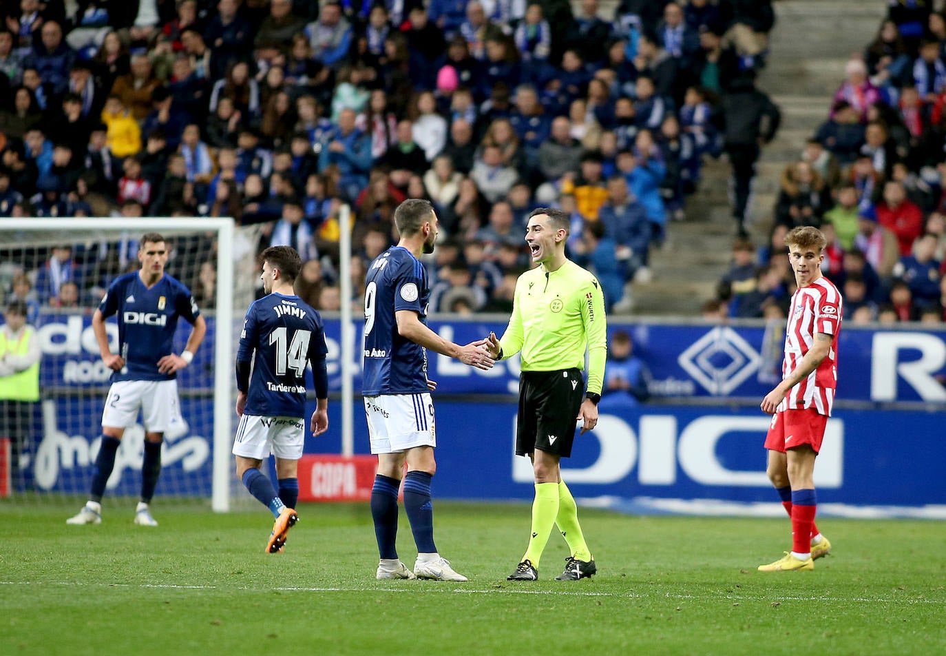 Fotos: Las mejores jugadas del Real Oviedo - Atlético de Madrid