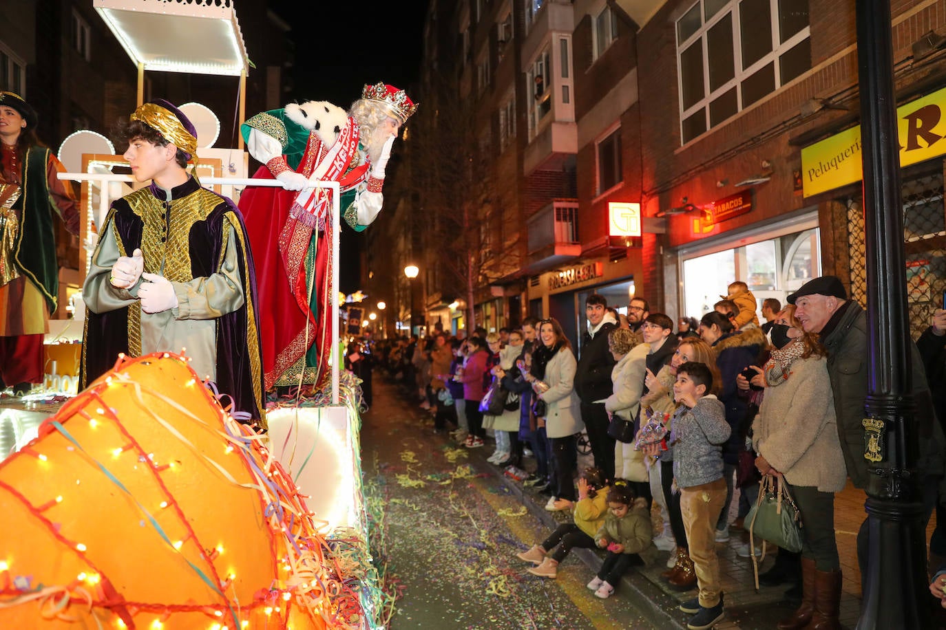 Fotos: Gijón rebosa alegría en el día más mágico