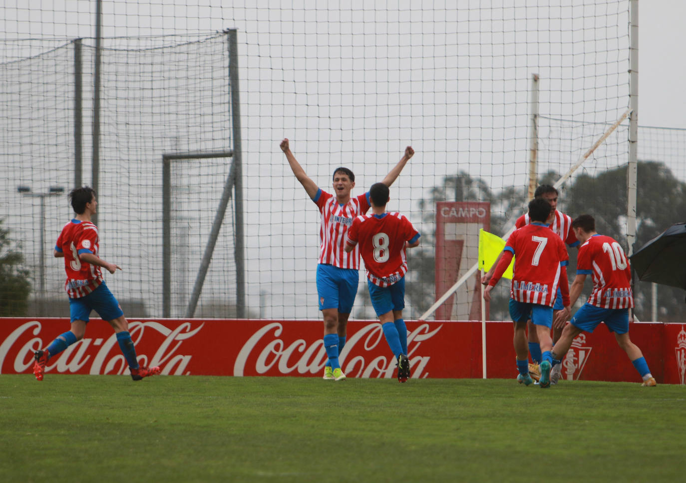 Fotos: Las mejores imágenes del Sporting - Racing en la Copa del Rey de juveniles