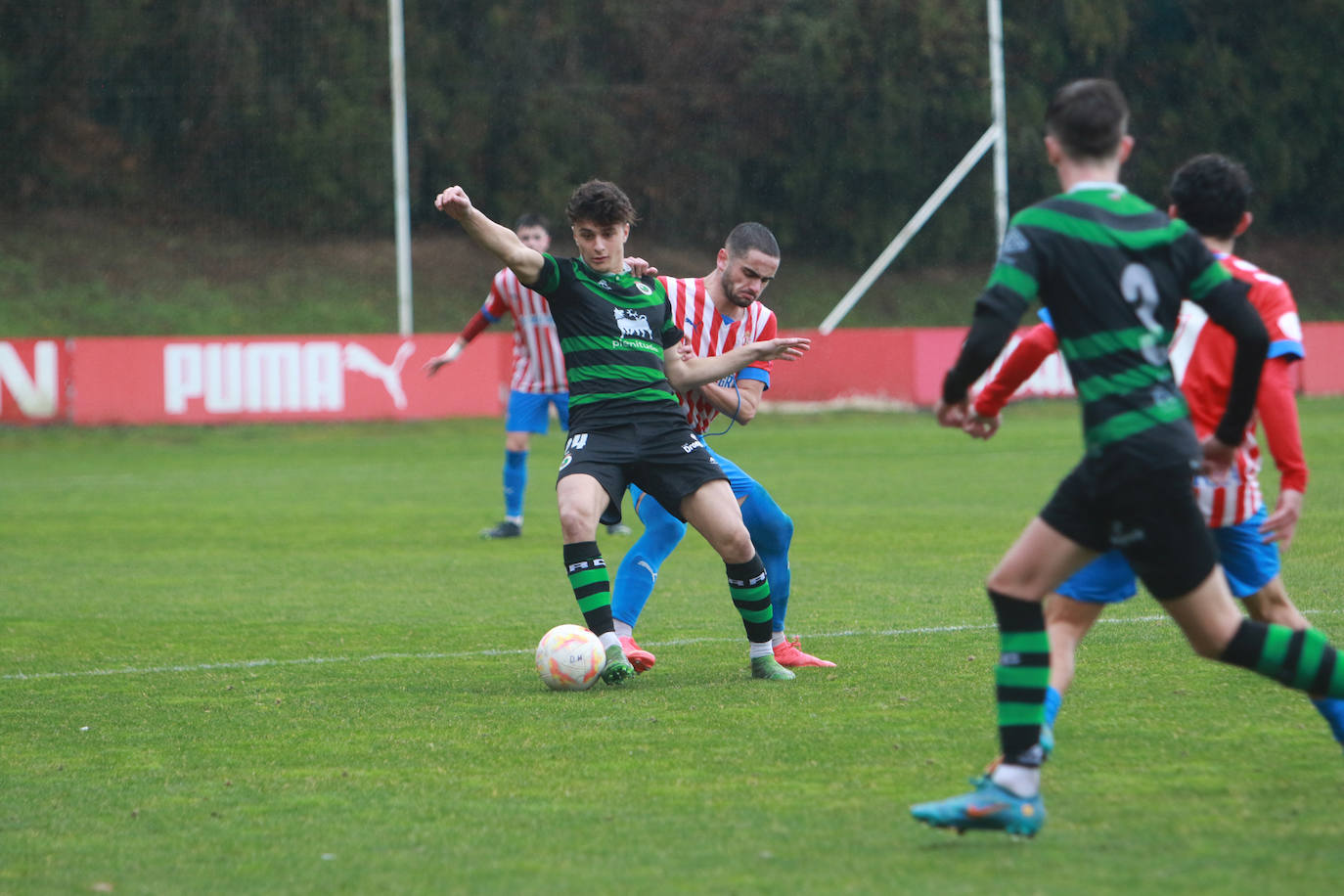 Fotos: Las mejores imágenes del Sporting - Racing en la Copa del Rey de juveniles