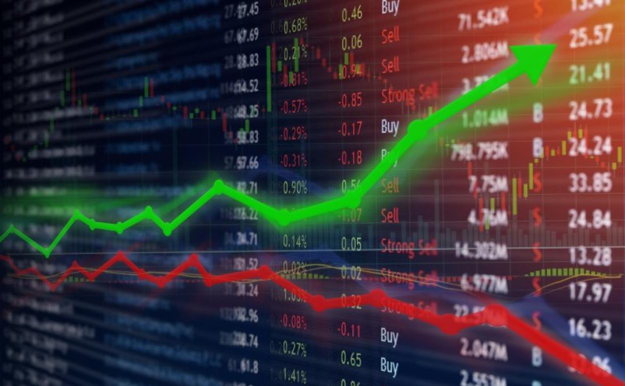 La hora más barata de luz será de 1 a 4 horas, cuando tendrá un precio de 4,2 euros el megavatio hora