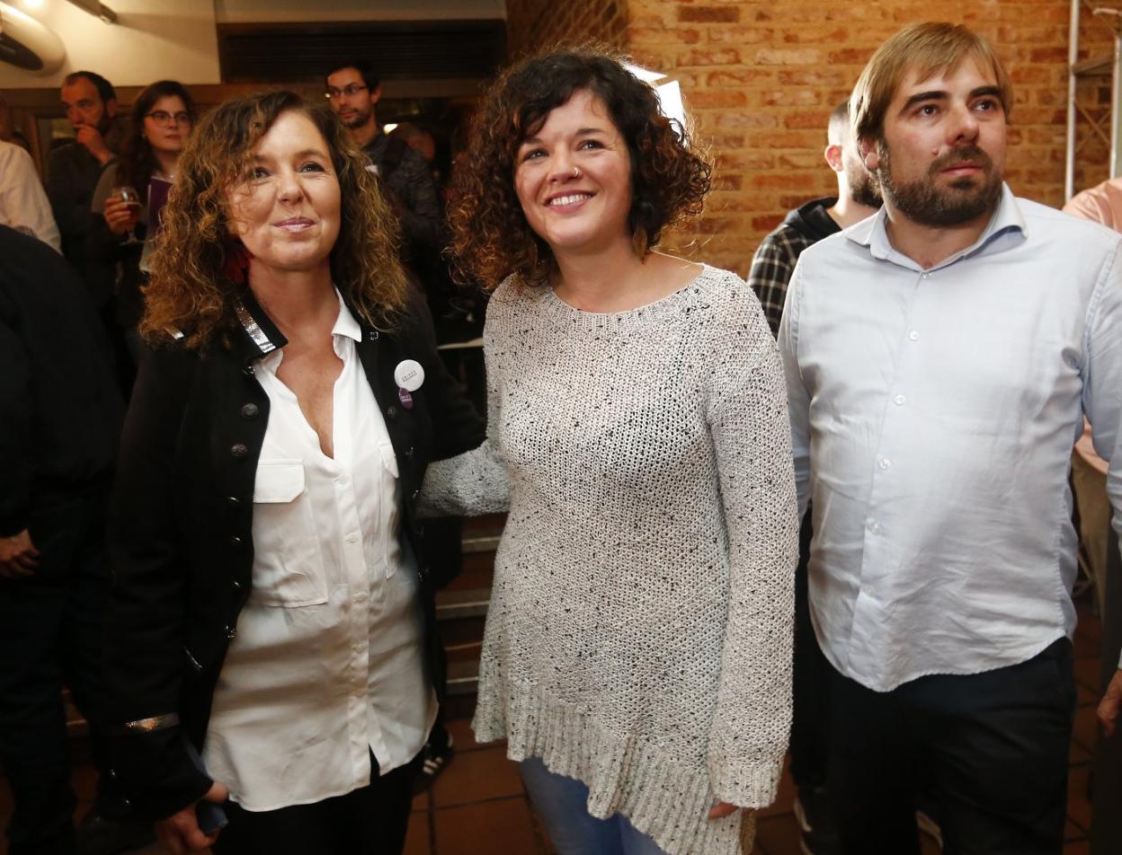 Mar García, Sofía Castañón (coordinadora actual del partido en Asturias) y Daniel Ripa (su predecesor). 