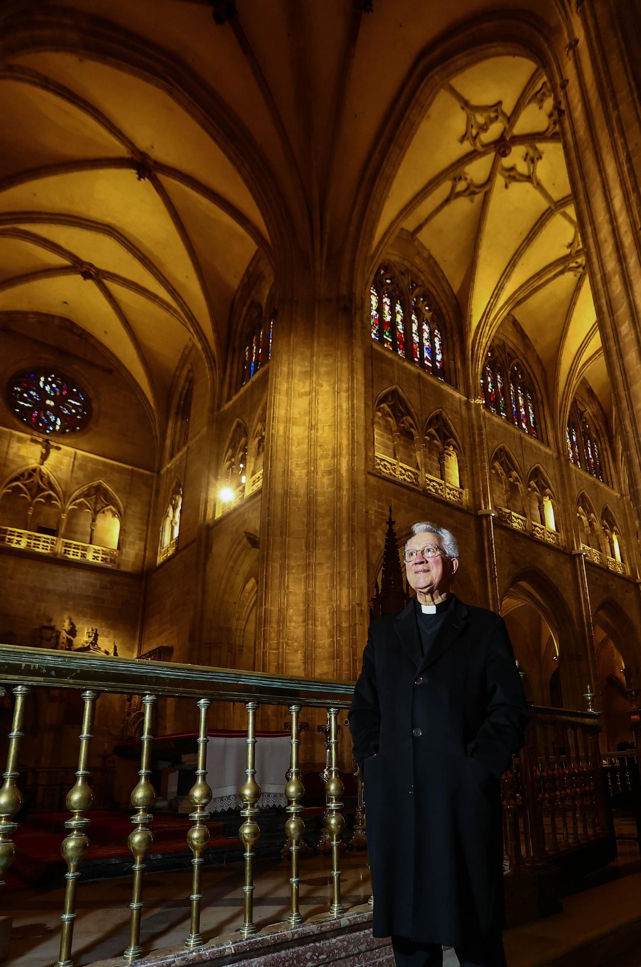El deán de la Catedral, Benito Gallego, ayer. 