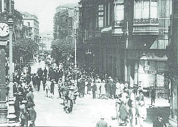 La calle Corrida, en los inicios del siglo XX.