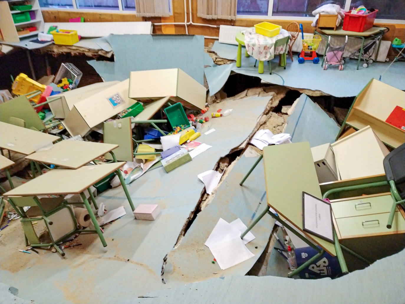 Fotos: Derrumbe en el colegio Rey Pelayo de Gijón