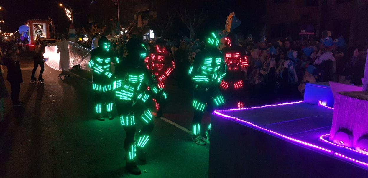 La entrega de vales canjeables a los figurantes es una tradición con años en su haber, según apunta Festejos. 