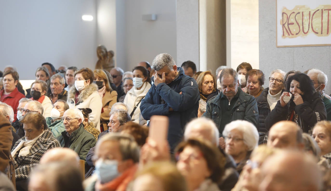 Fotos: Emotivo adiós a José Manuel Álvarez, &#039;Peque&#039;, párroco de Jove durante más de dos décadas