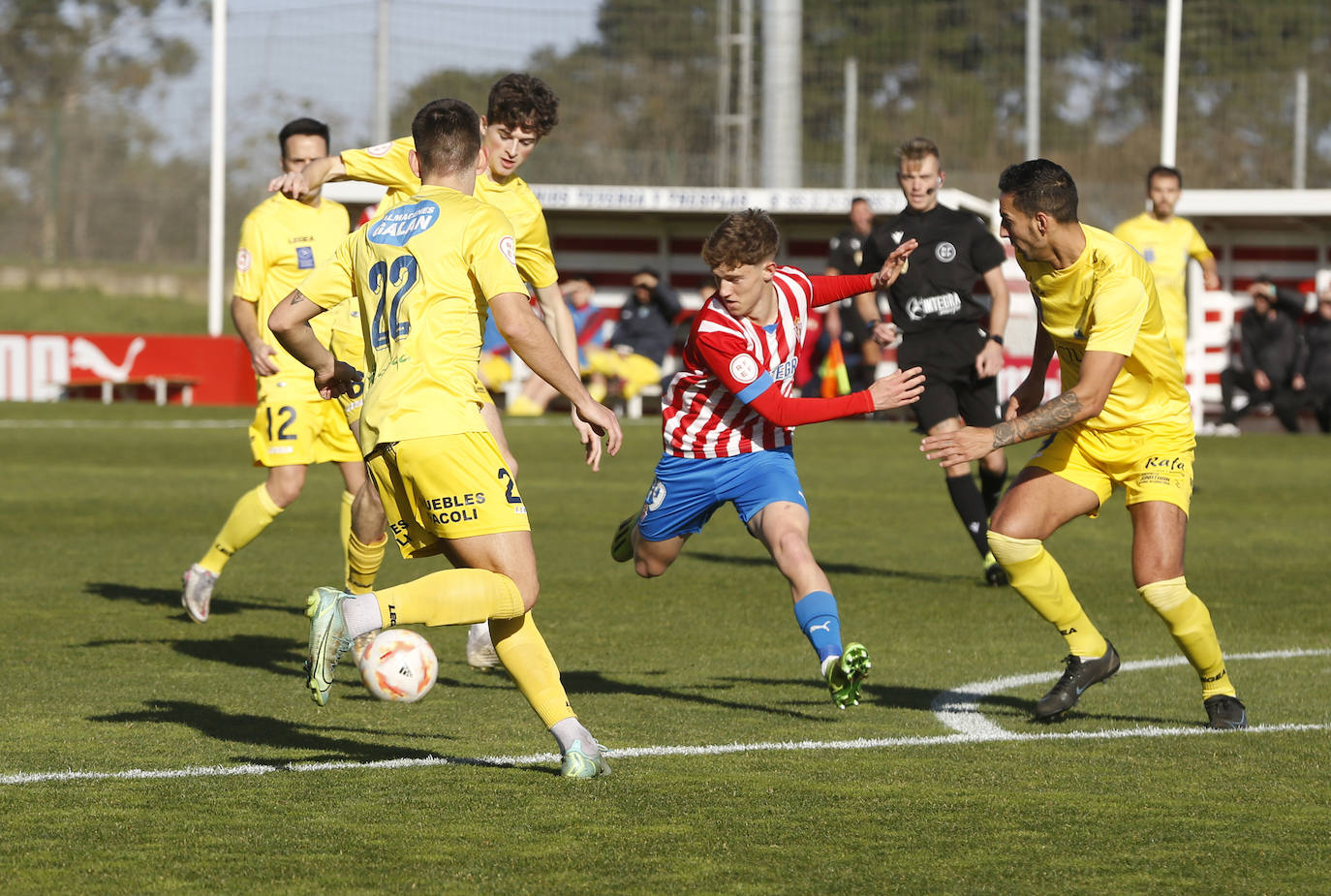 Fotos: Las mejores jugadas dle Sporting B - Colunga