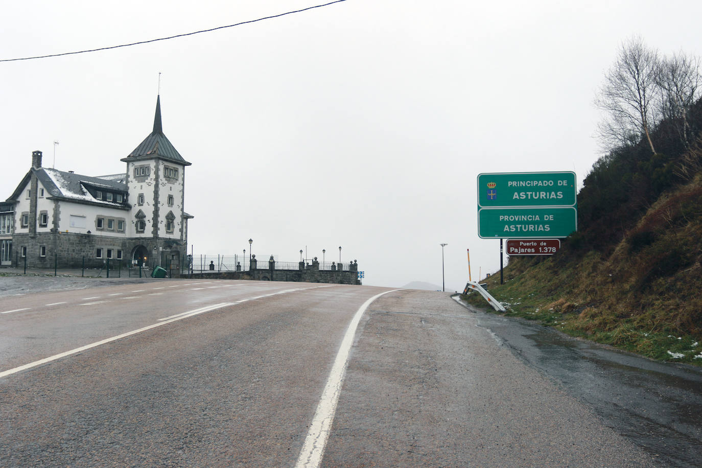 Fotos: Pajares se vuelve a teñir de blanco